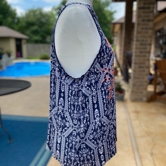 Xhilaration Navy/White with Coral Embroidery Top Size XXL (Juniors) - Picture 7 of 12